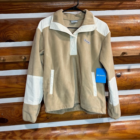 Columbia Women’s Tan and White Fleece Jacket NWT Medium - Picture 1 of 4